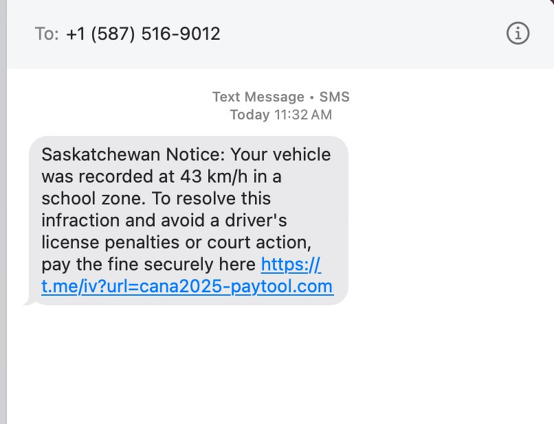 A text message claims that a vehicle was recorded speeding in a school zone in Saskatchewan and includes a link for paying a fine securely.