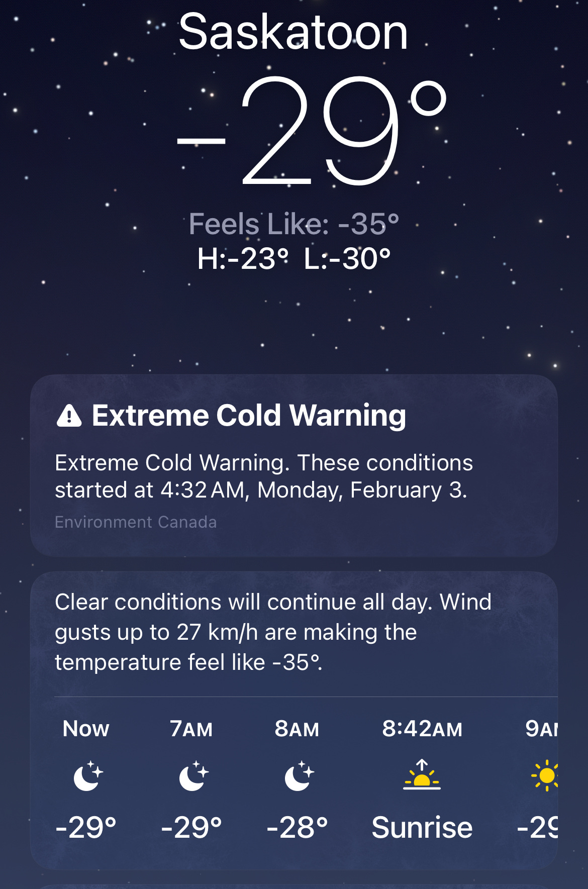 A weather app display shows a temperature of -29°C with an extreme cold warning for Saskatoon and a forecast of clear conditions with wind gusts.