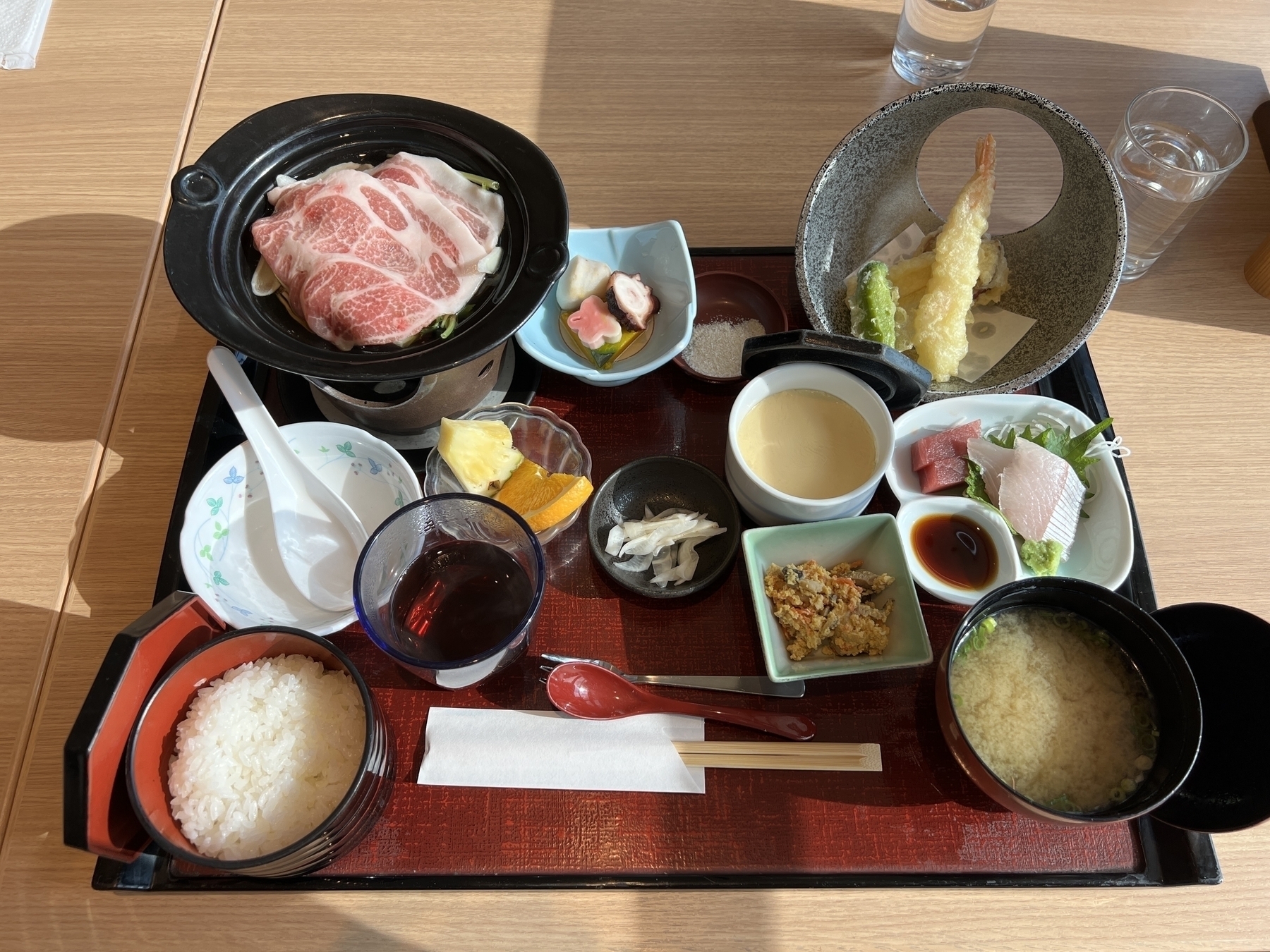 A full course Japanese meal with many dishes