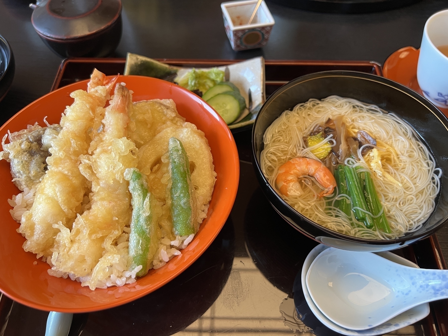 Tendon and Nyumen lunch set with some pickled vegetables 