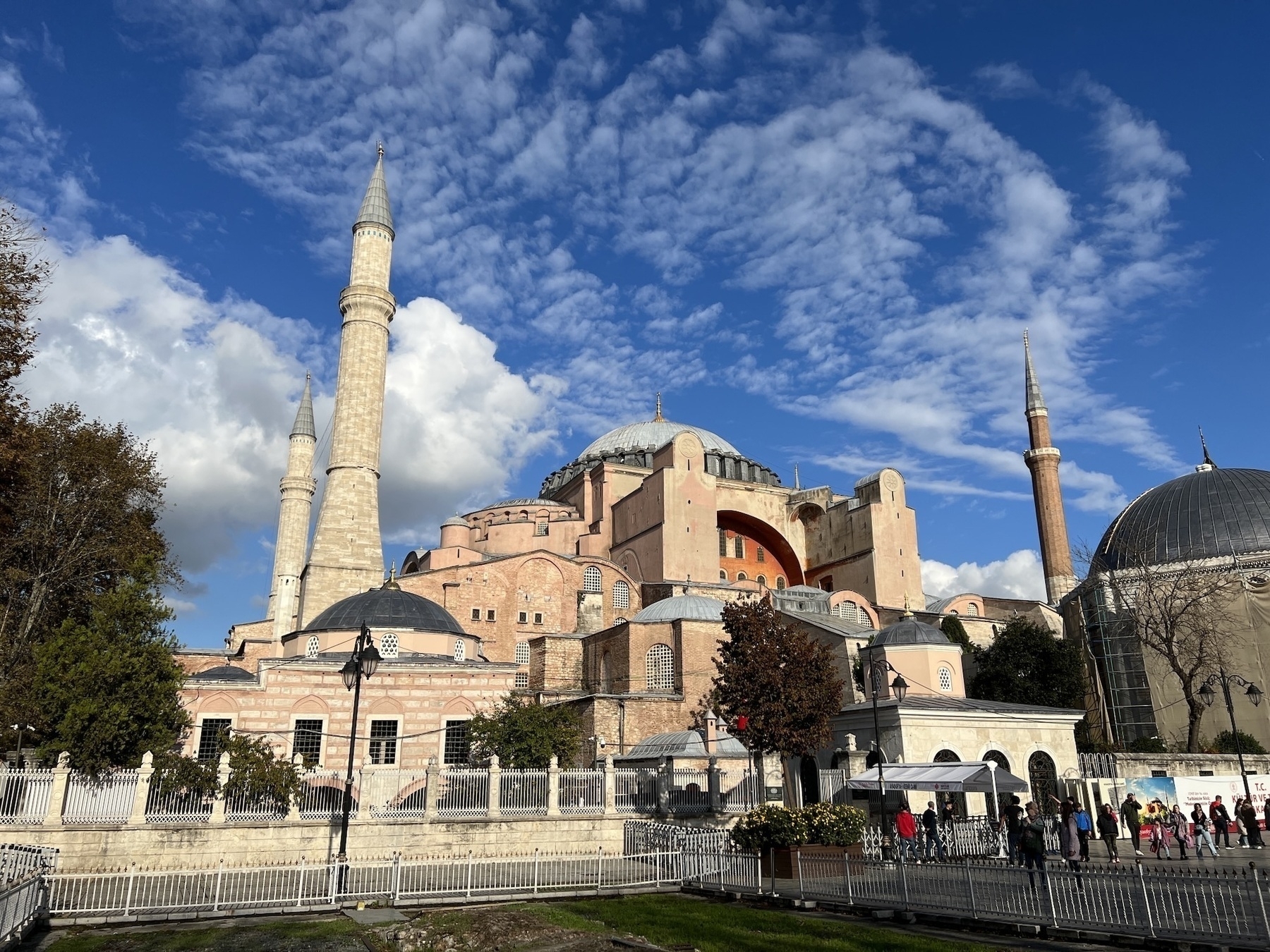 The Hagia Sophia on a sunny day