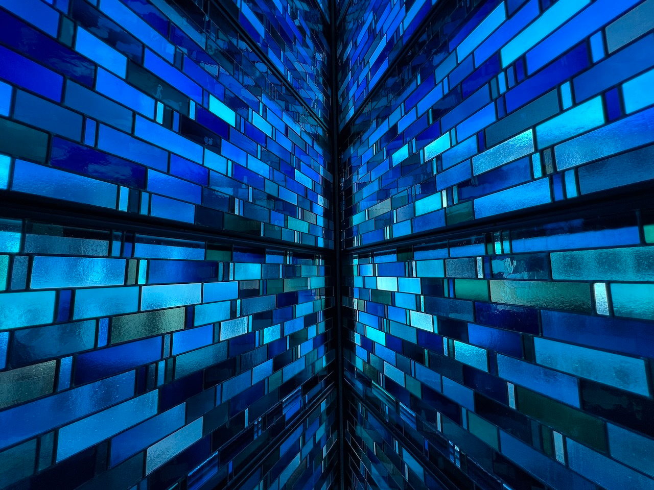 a series of blue class triangles terminating in the distance