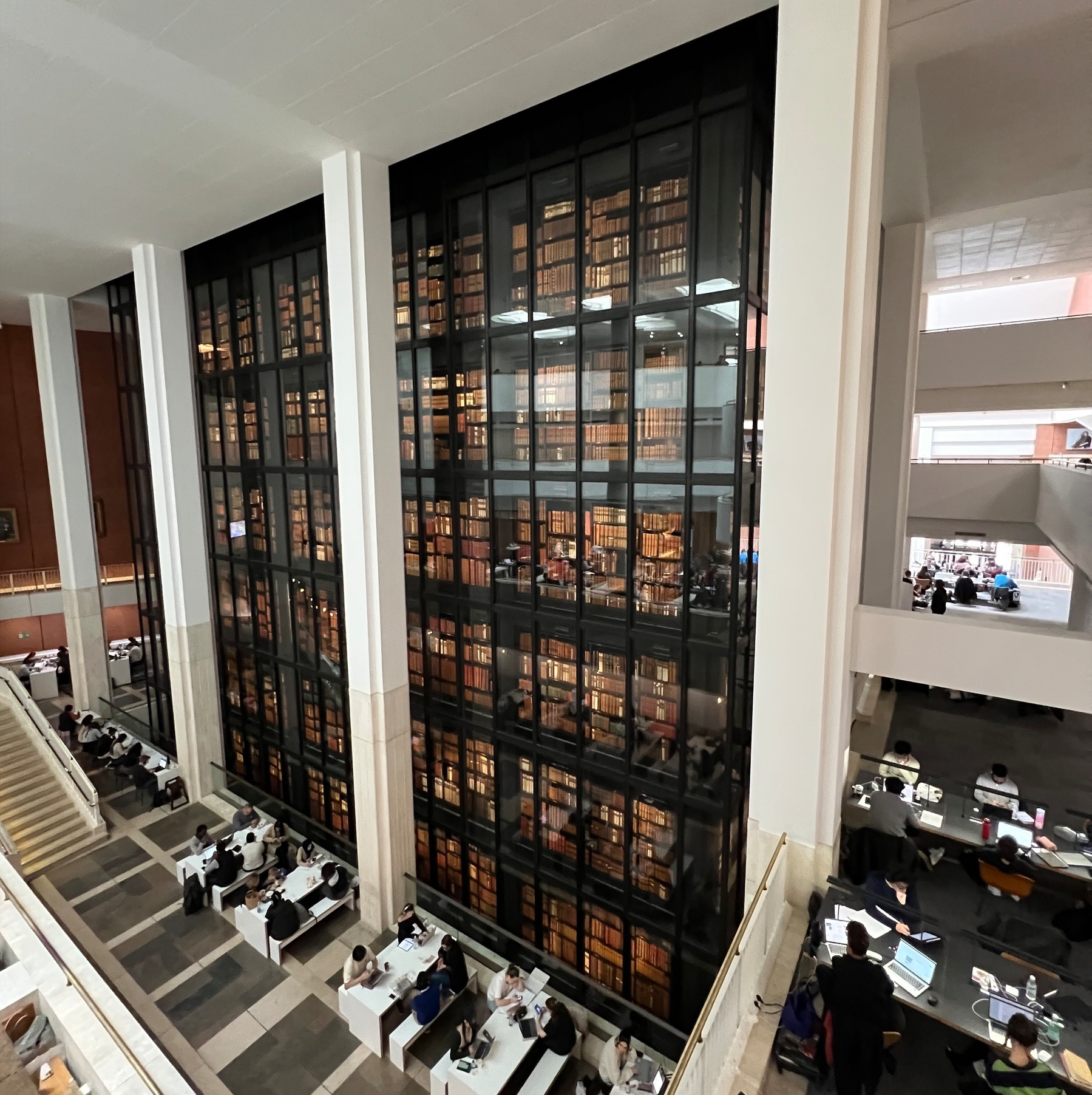wide angle image from an upper floor inside the British Libary showing the King's Library