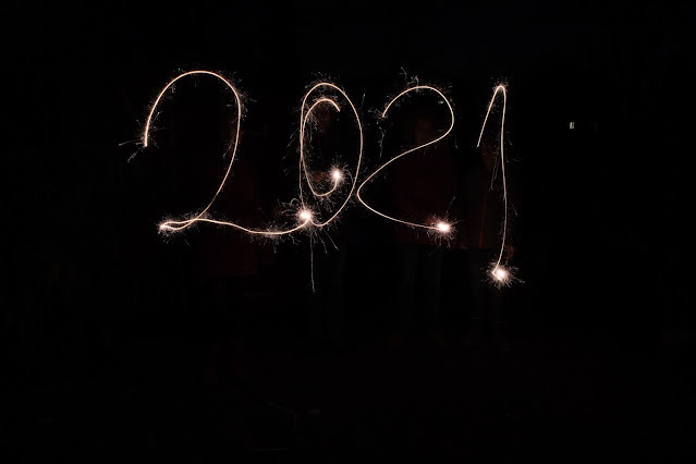 2021 sparklers light sign