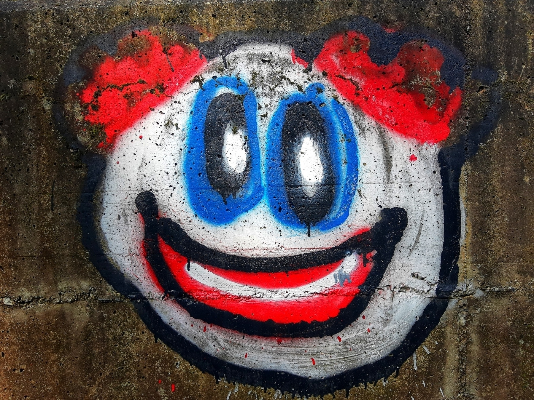 Graffito con un clown