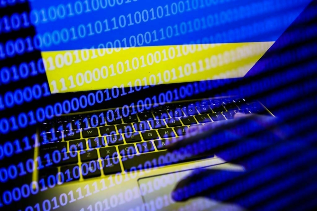 Ukrainian cyber operatives disrupt Russian banking payment system, intelligence source says