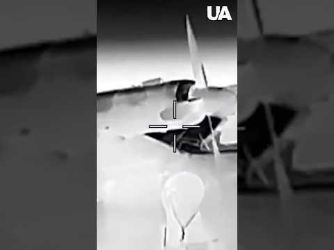 💥 Historic strike: Ukraine has destroyed Russian BE-12 "Chayka" amphibious aircraft! #shorts