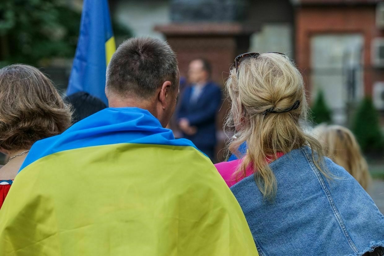 EU to phase out temporary protection program for Ukrainians, prepares transition other residence statuses