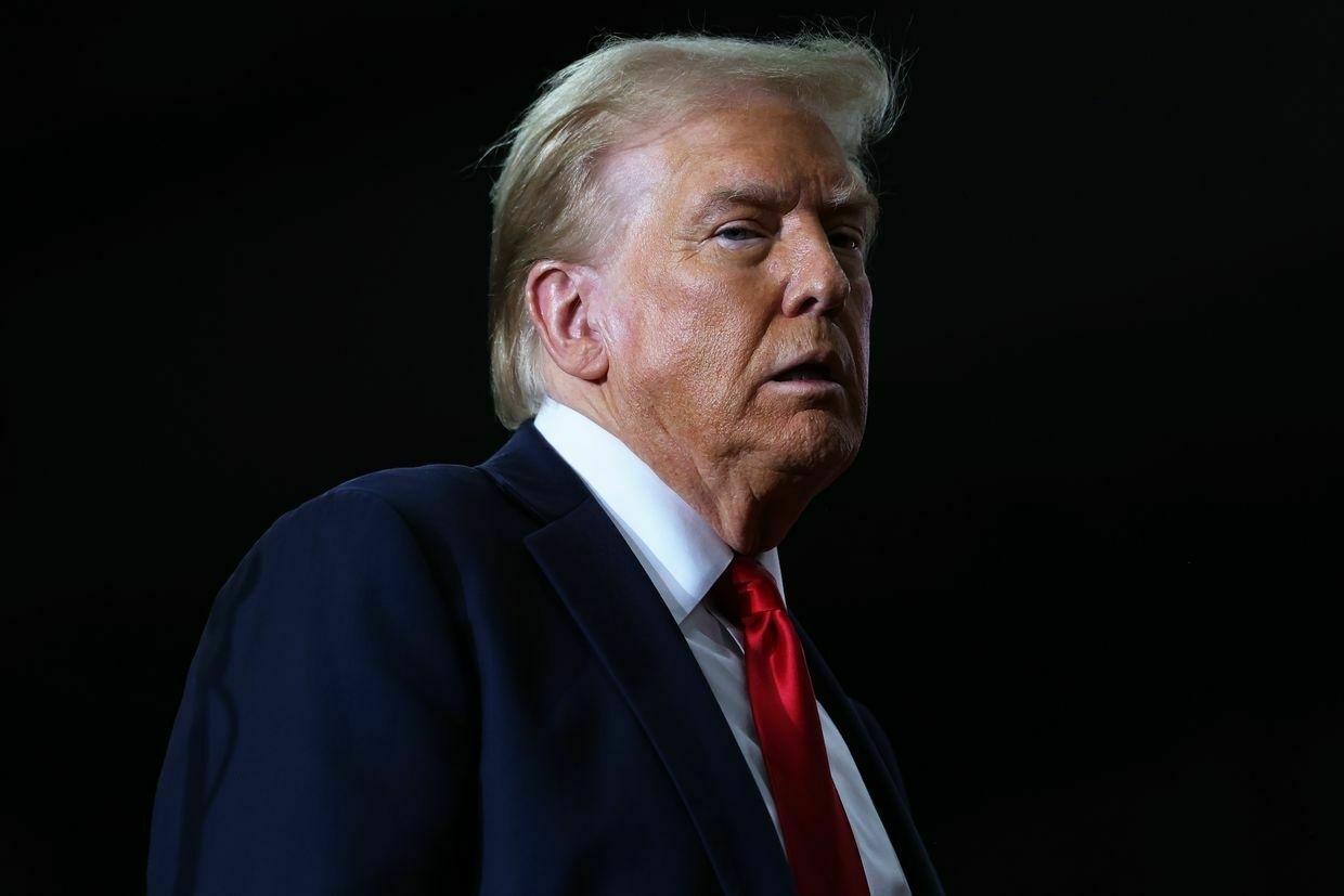 Trump urges EU to impose harsh tariffs on China, India to pressure Russia, FT reports