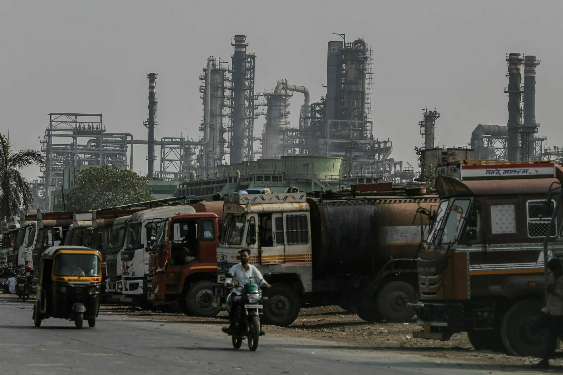 India to continue Russian oil imports despite 50% US tariffs