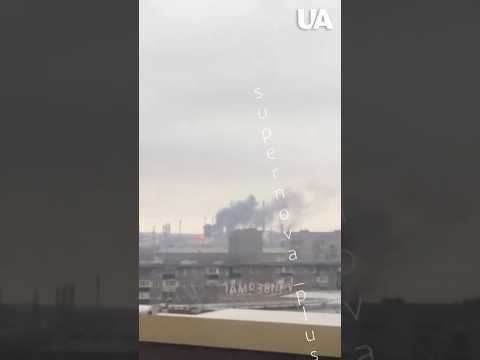 MAJOR RUSSIAN OIL REFINERY – destroyed by UKRAINIAN BOMBER #shorts