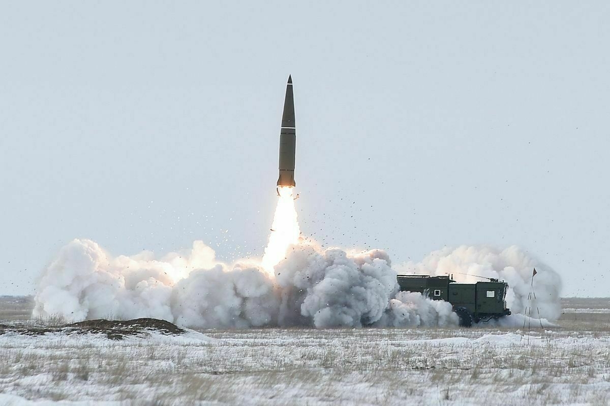 Russia plans to produce nearly 2,500 high-precision missiles in 2025, military intelligence says