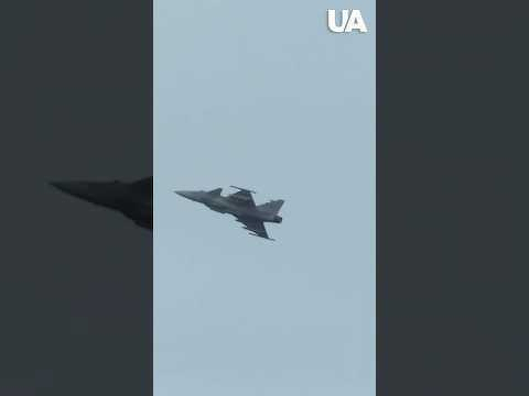 🔥 F-16, Gripen, Rafale – Ukraine to receive 250 new fighter jets #short