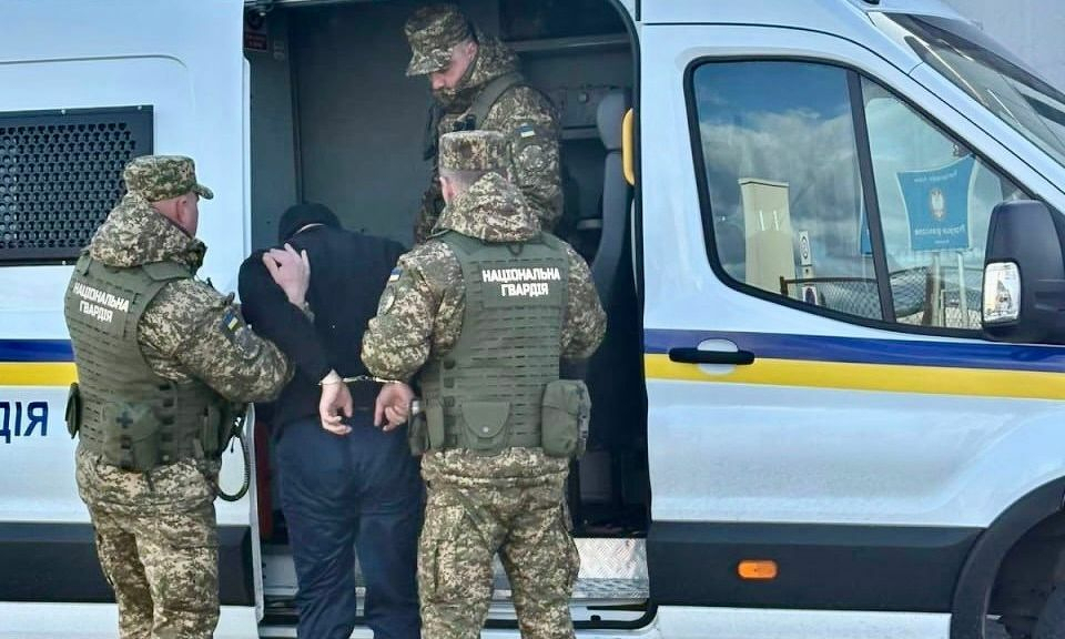 Ukraine hands over Russian POW to Lithuania for war crimes prosecution in 'historic precedent'