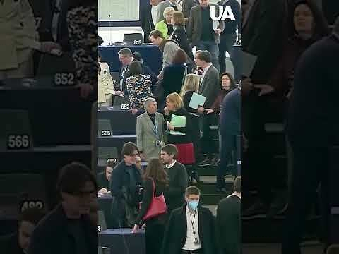 Ukraine sends a message to Kadyrov: high-rise building in central Grozny damaged  #shorts