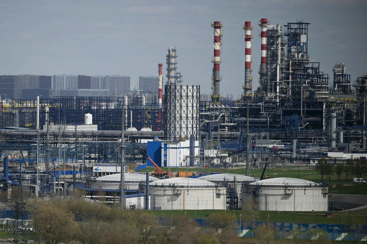Ukraine reportedly strikes oil refinery, chemical plant in western Russia
