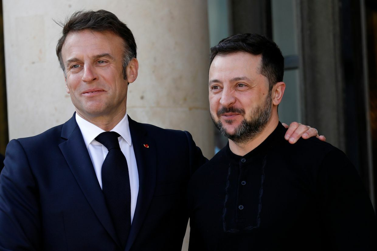 Zelensky to join 'Coalition of the Willing' meeting in UK this week, Macron says