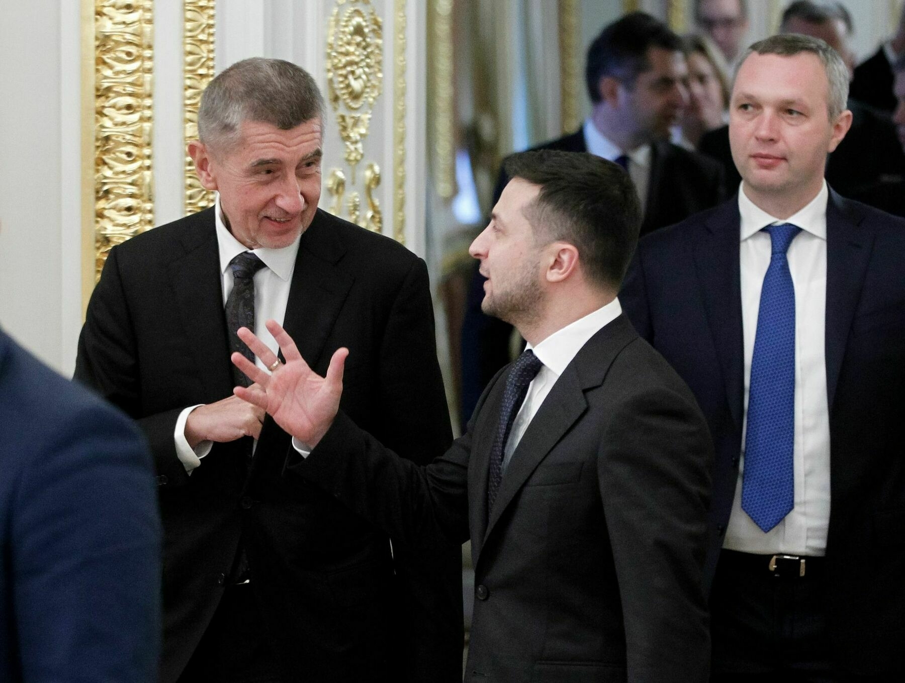 Zelensky holds first phone call with Czechia's populist leader since election win