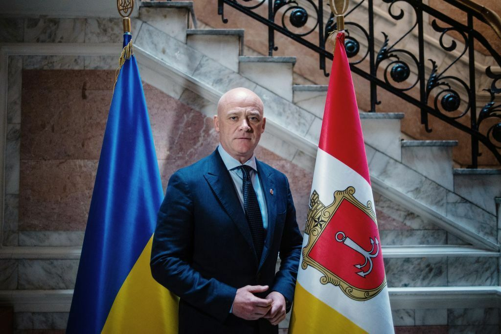 Zelensky takes full control of Odesa, sending message to local governments