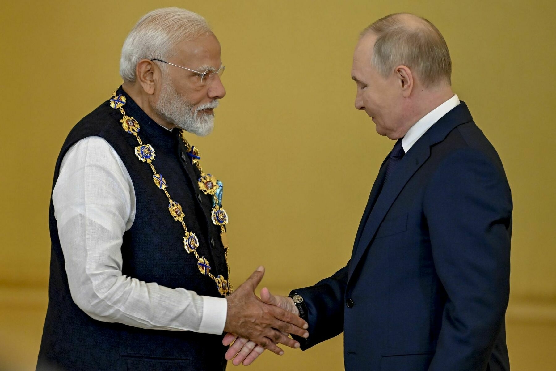 India asks US to allow purchase of Iranian oil to offset Russian imports, Bloomberg reports
