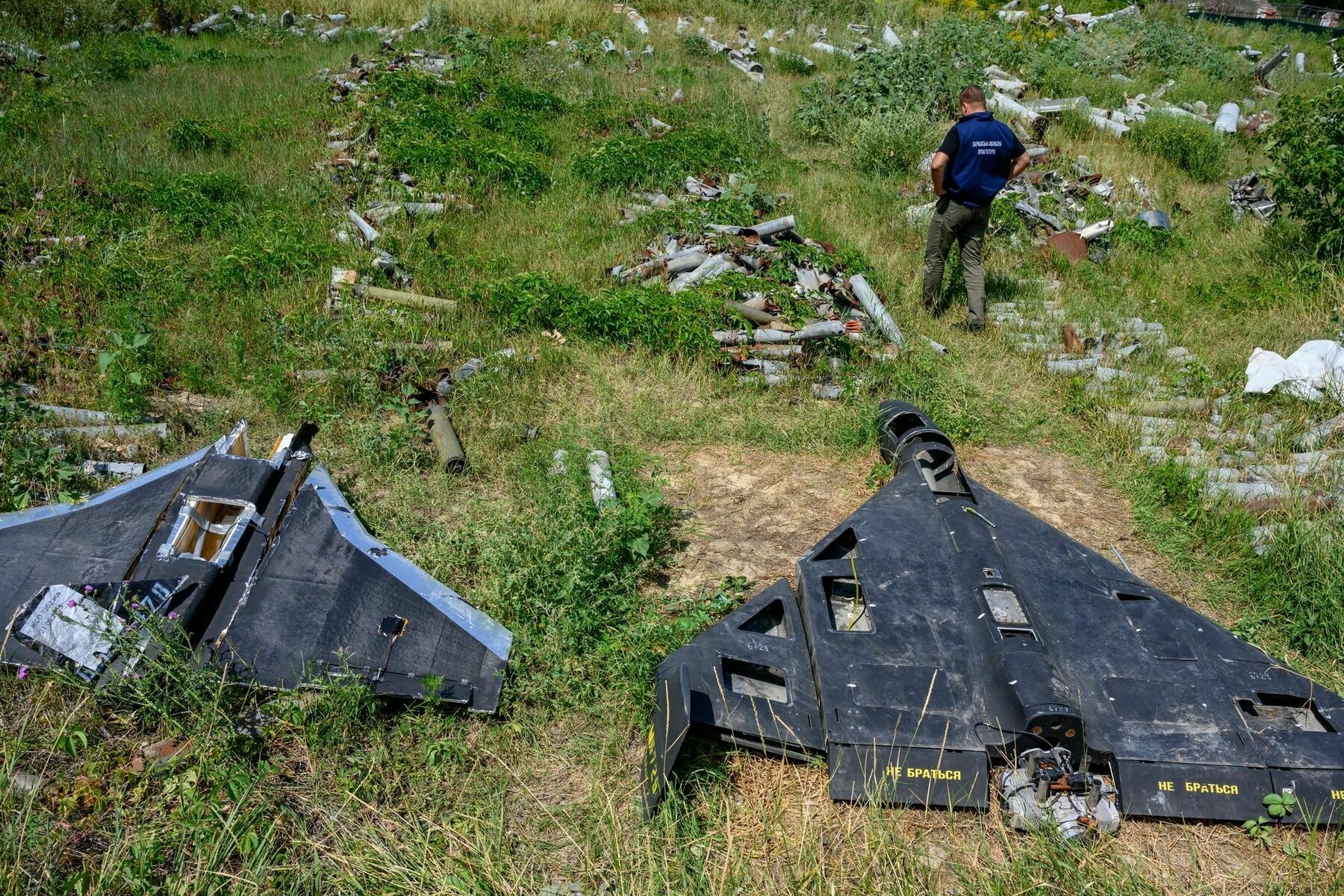 Lithuania to sound sirens during drone incursions after Russian UAV crash