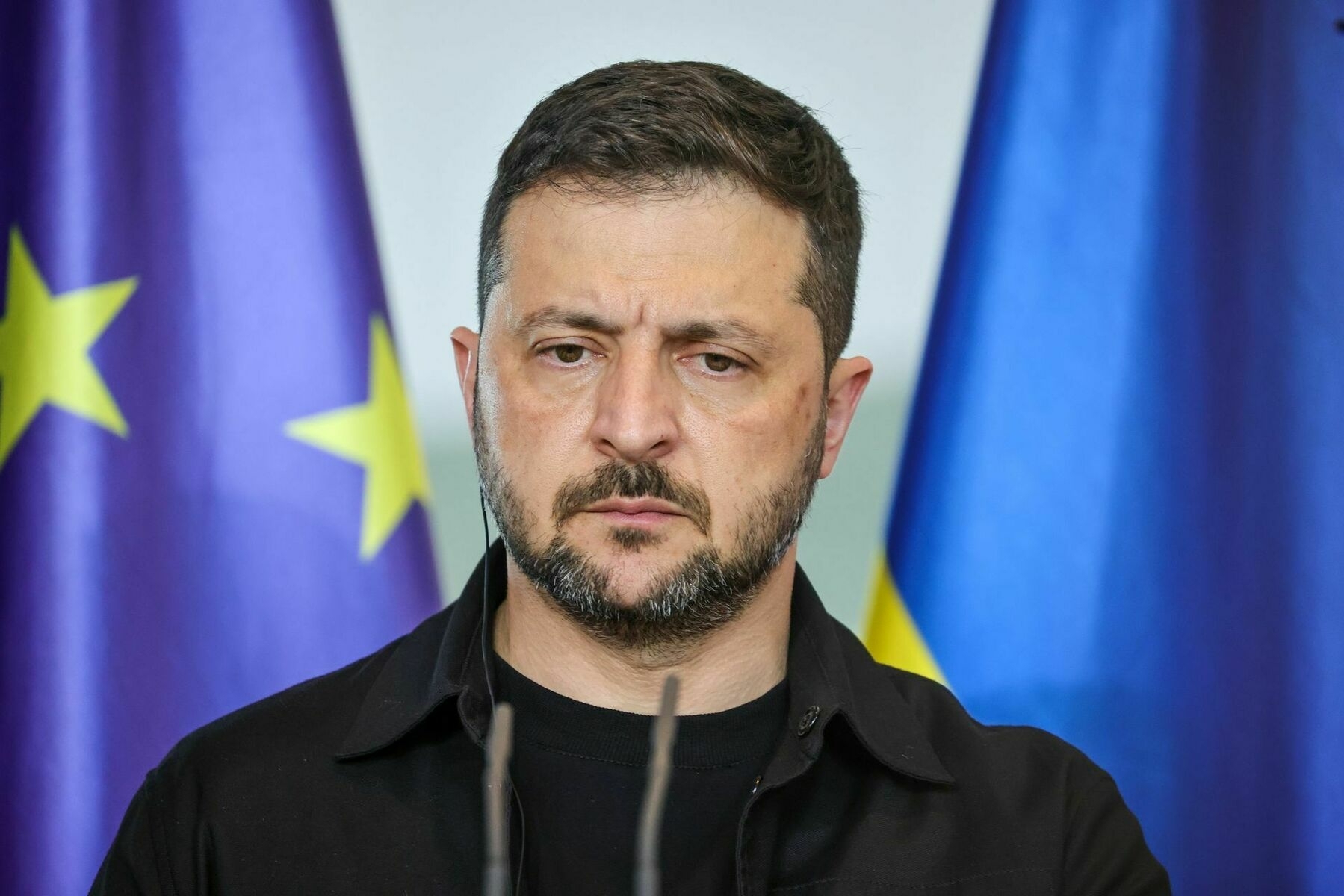 Zelensky announces faster air defense deliveries after deadly Russian strikes