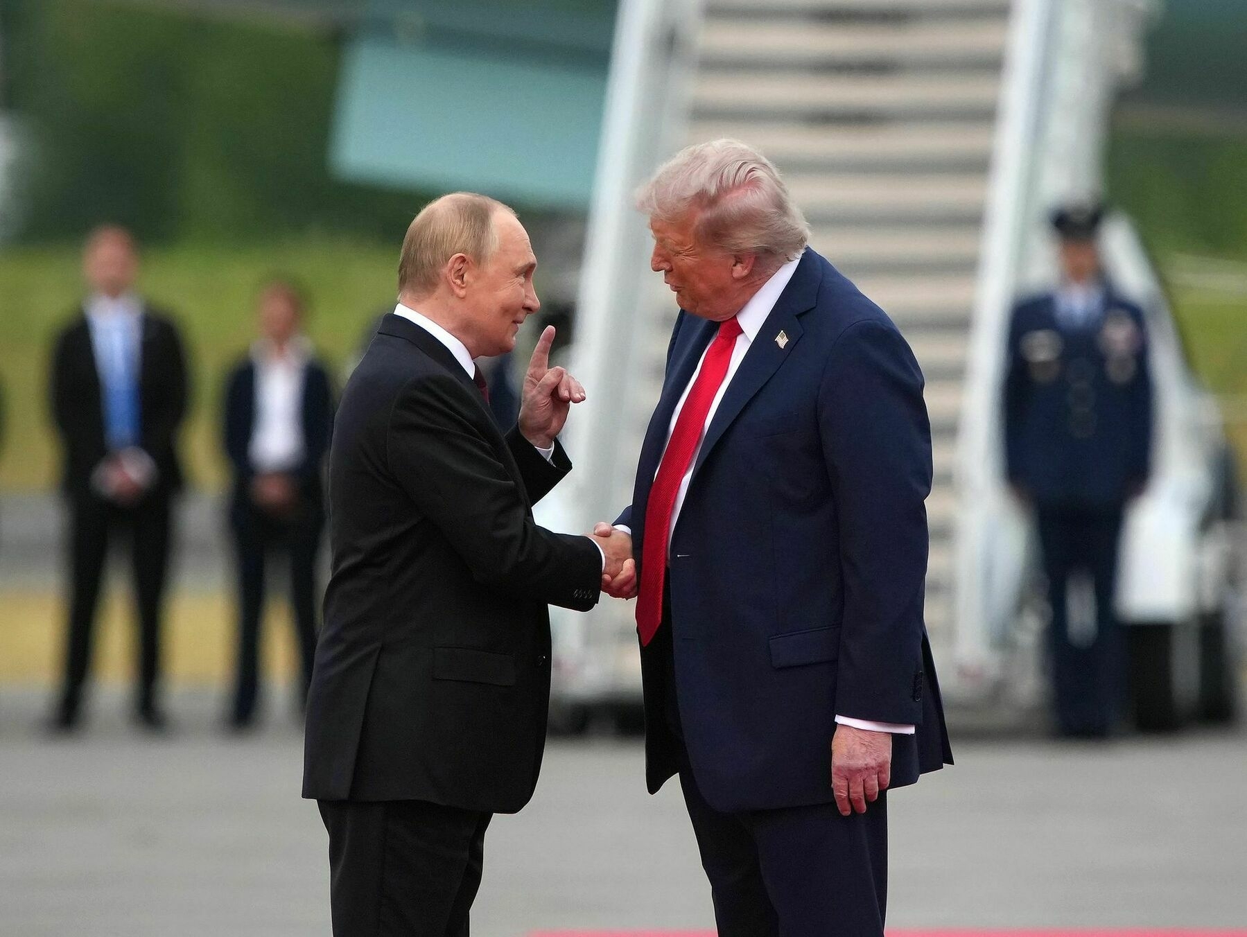 Putin feels free to increase attacks on Ukraine without fear of consequences from Trump, Bloomberg reports