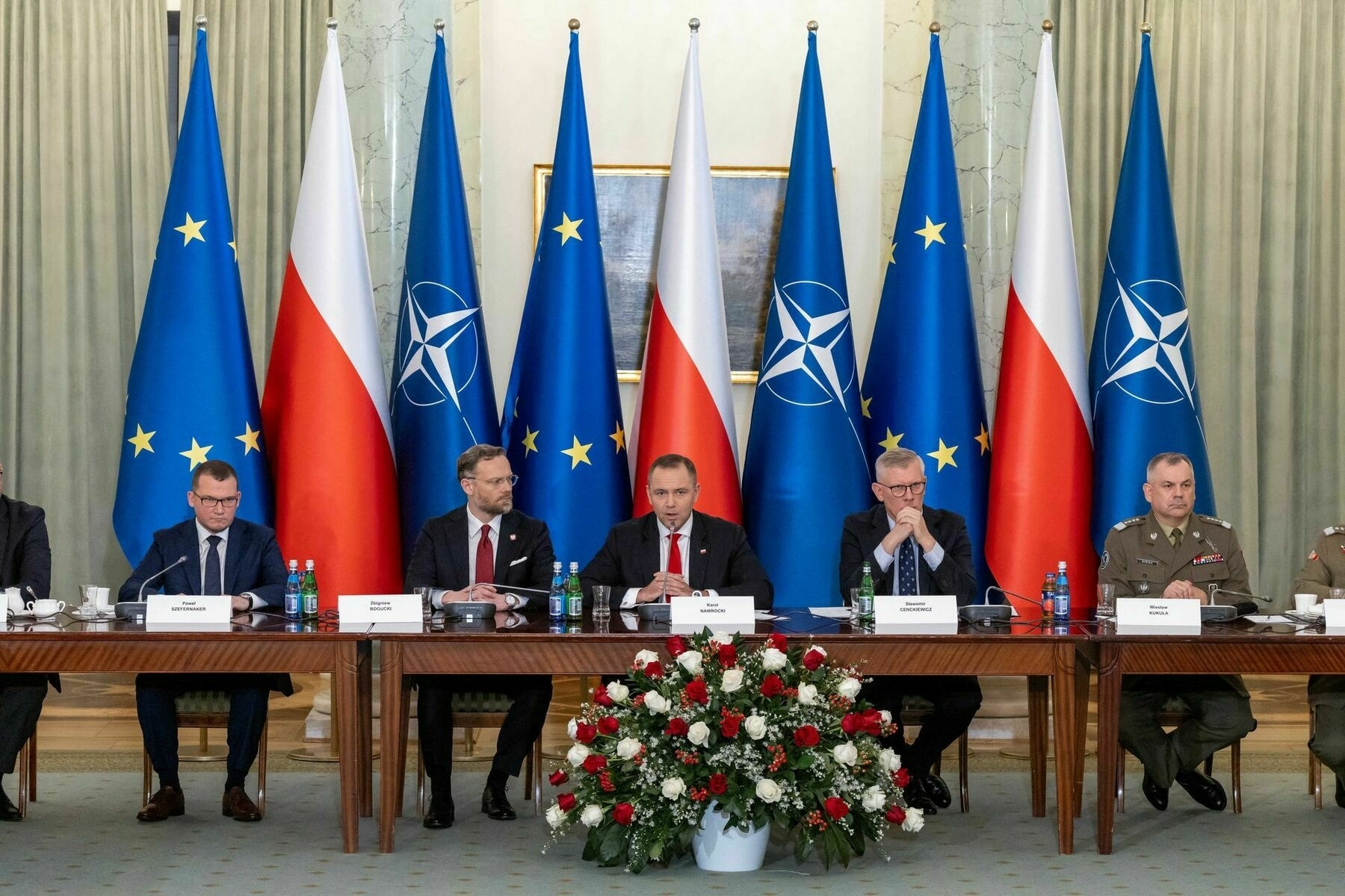 A day after Russian attack, Poland shows unity, but also anxiety