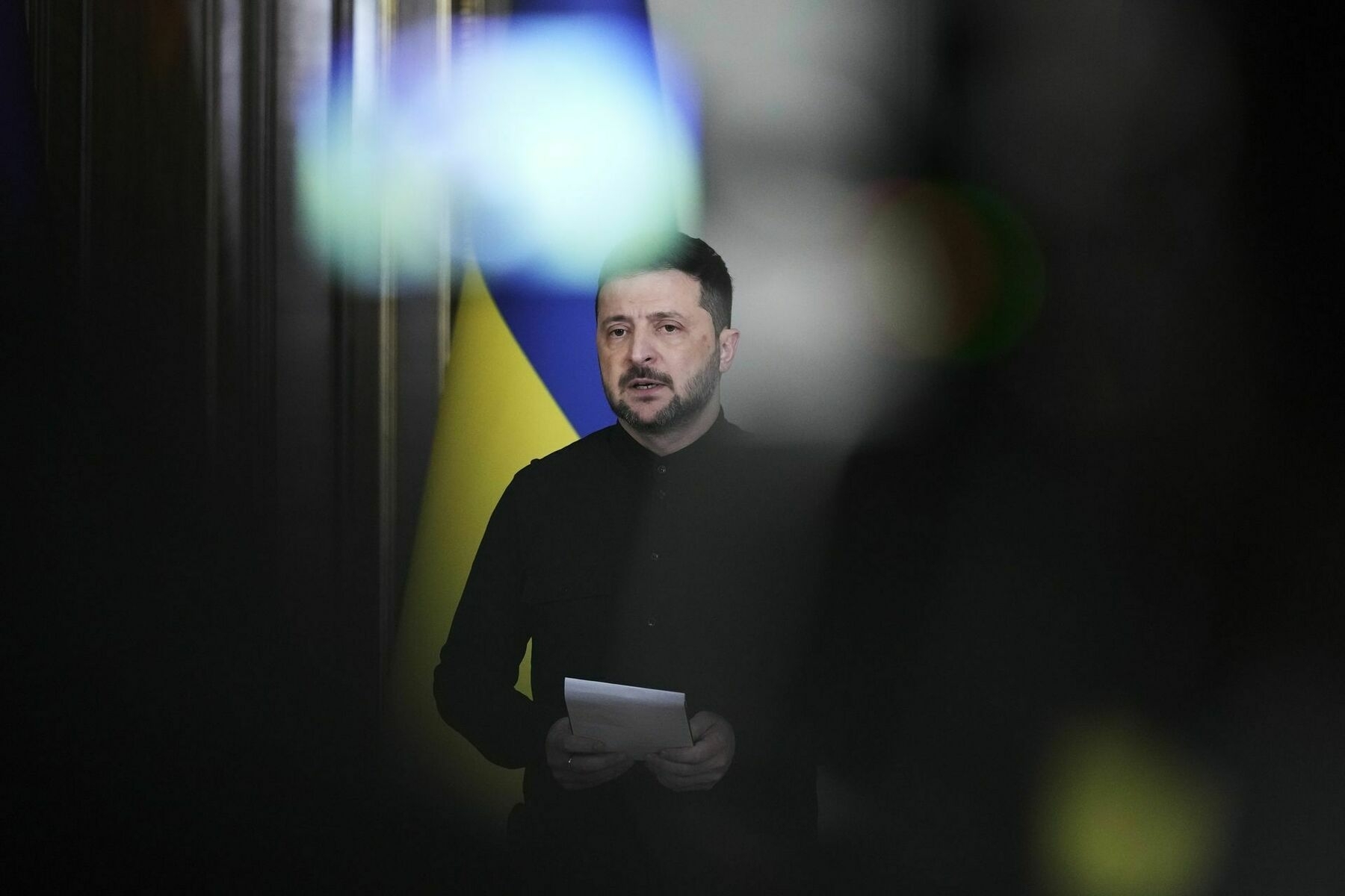 Around 25% of Ukrainians want Zelensky to stay president after war, poll shows
