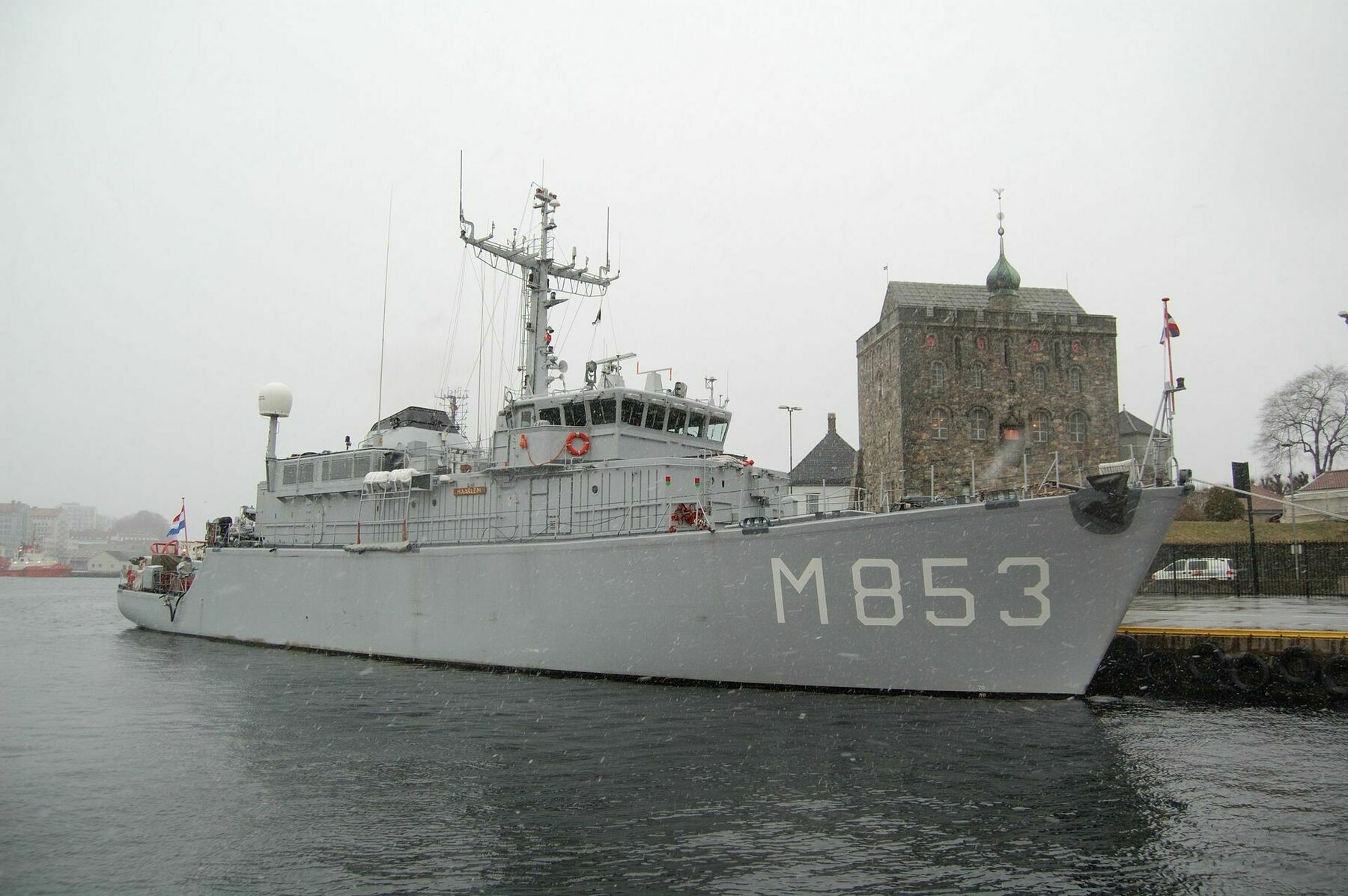 Netherlands delivers minehunter ship to Ukraine, Navy commander says