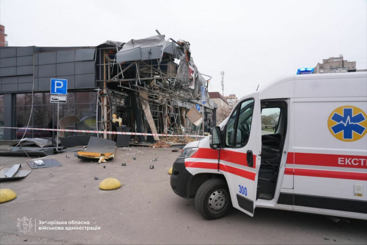 Russia hits supermarket in Zaporizhzhia in Ukraine, injures at least 6, including child