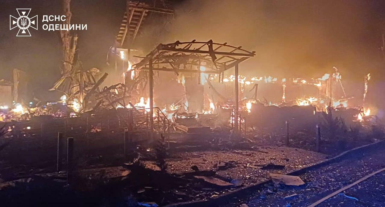 At least 2 killed, 35 injured in Russian attacks on Ukraine over past day