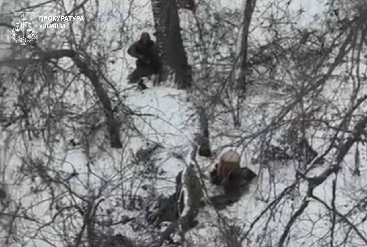 Russian forces executed 2 Ukrainian POWs in Donetsk Oblast, prosecutors say