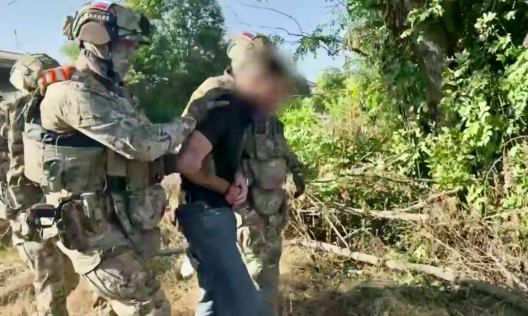 Russia detains Azerbaijani citizen over alleged Ukraine-linked 'terror' plot as Moscow-Baku tensions escalate