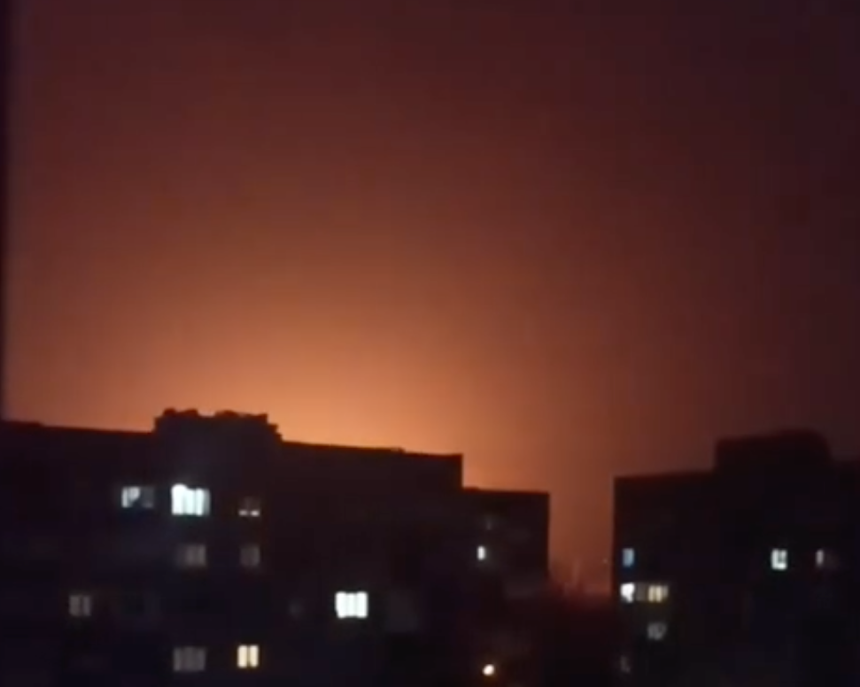 Powerful explosions reported at Shakhtarsk oil depot in Russian-occupied Donetsk Oblast