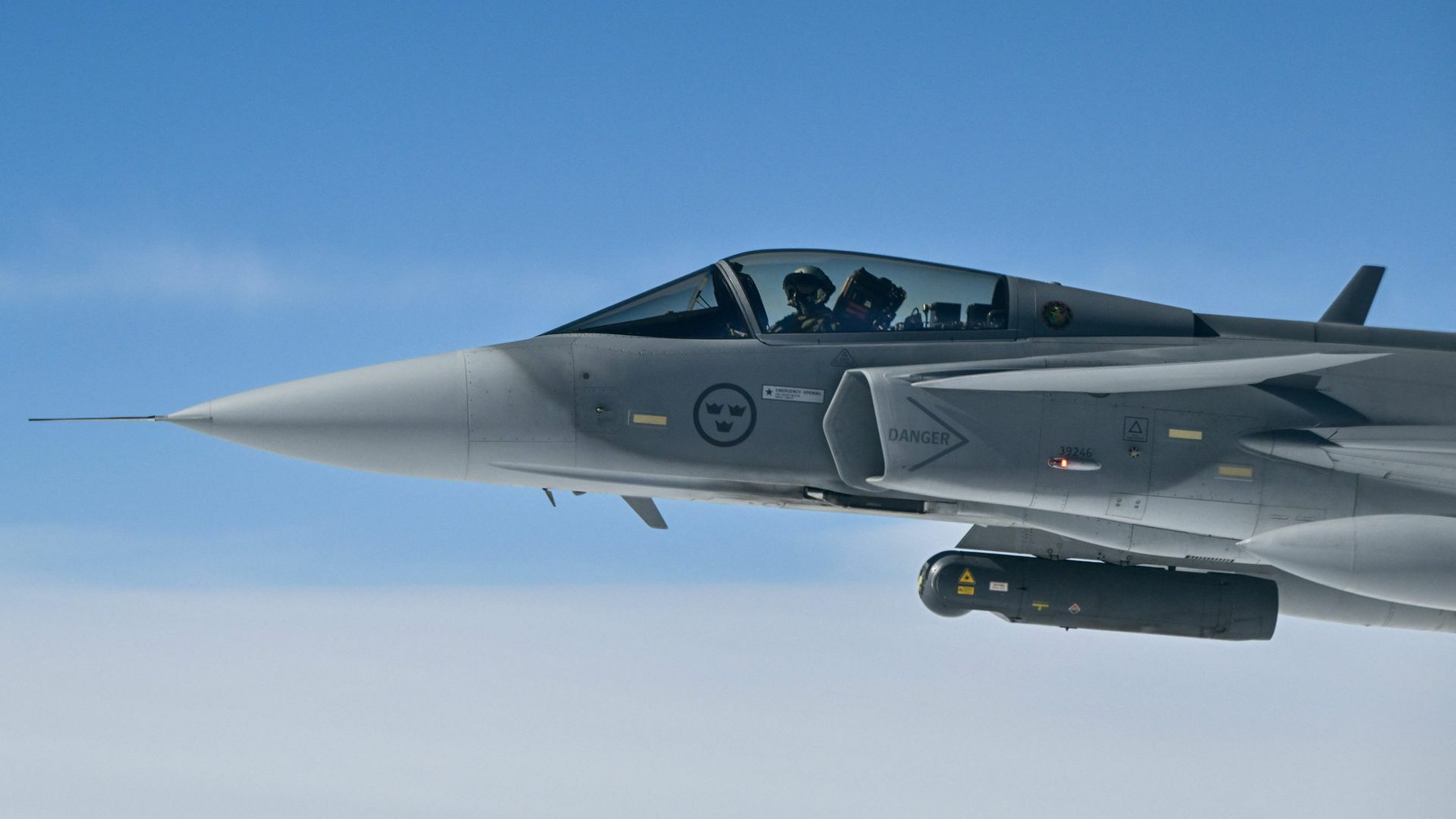 Sweden's Gripen jets are coming to Ukraine — here's how they could impact the war
