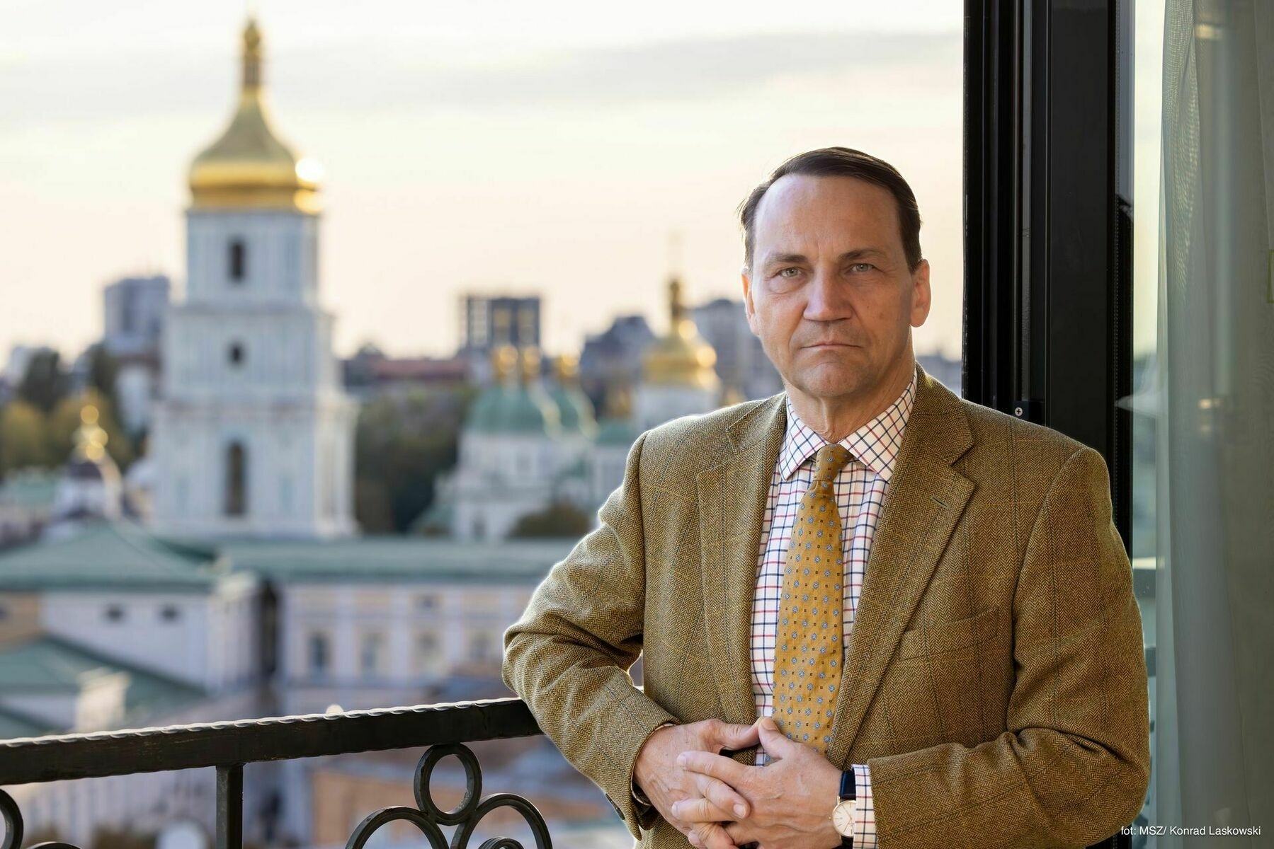 Polish deaths from Russian drones would trigger NATO’s Article 5, Foreign Minister Sikorski tells the Kyiv Independent