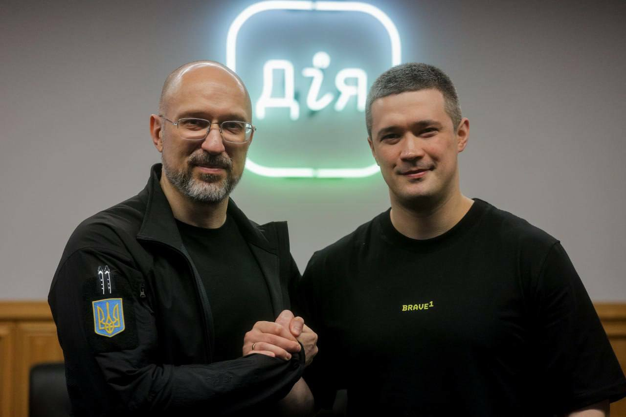 2 Ukrainian ministers resign, await reappointment