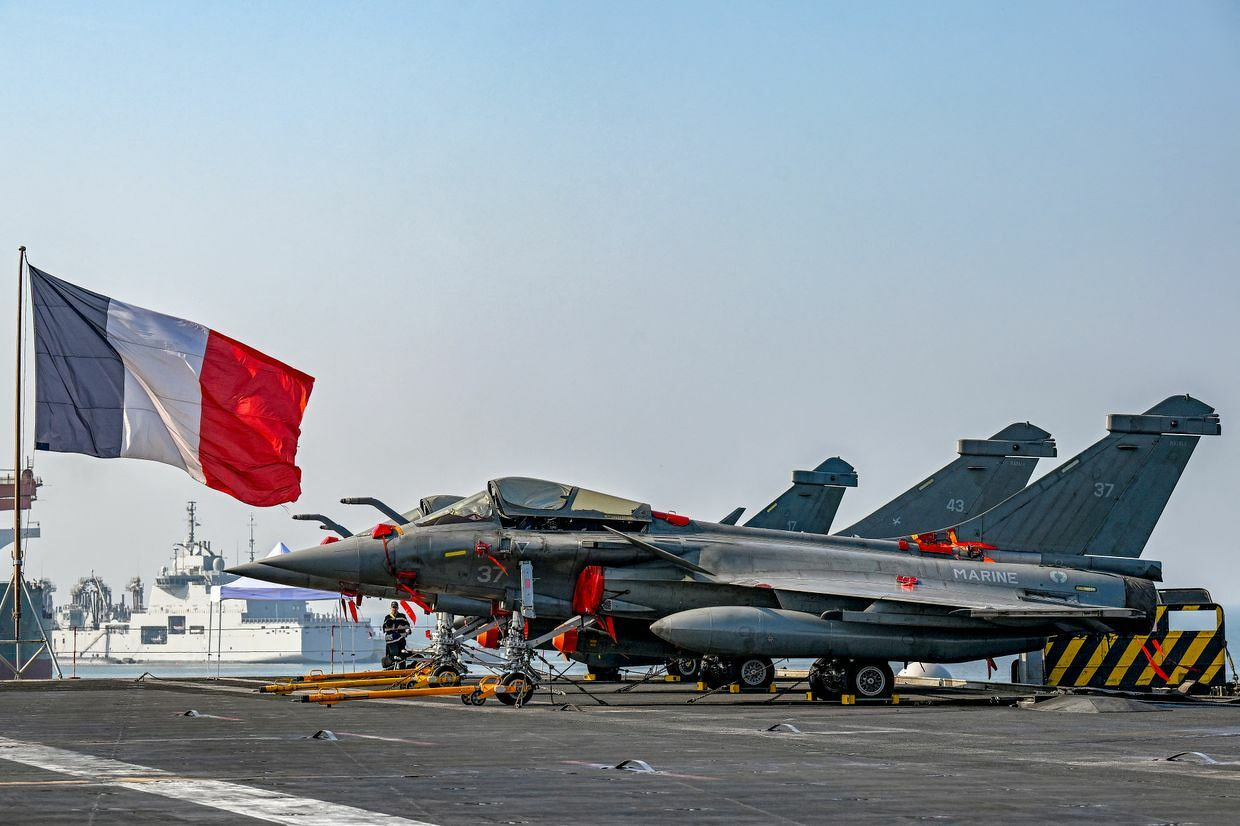 Swedish military jams suspected Russian drone near French nuclear aircraft carrier