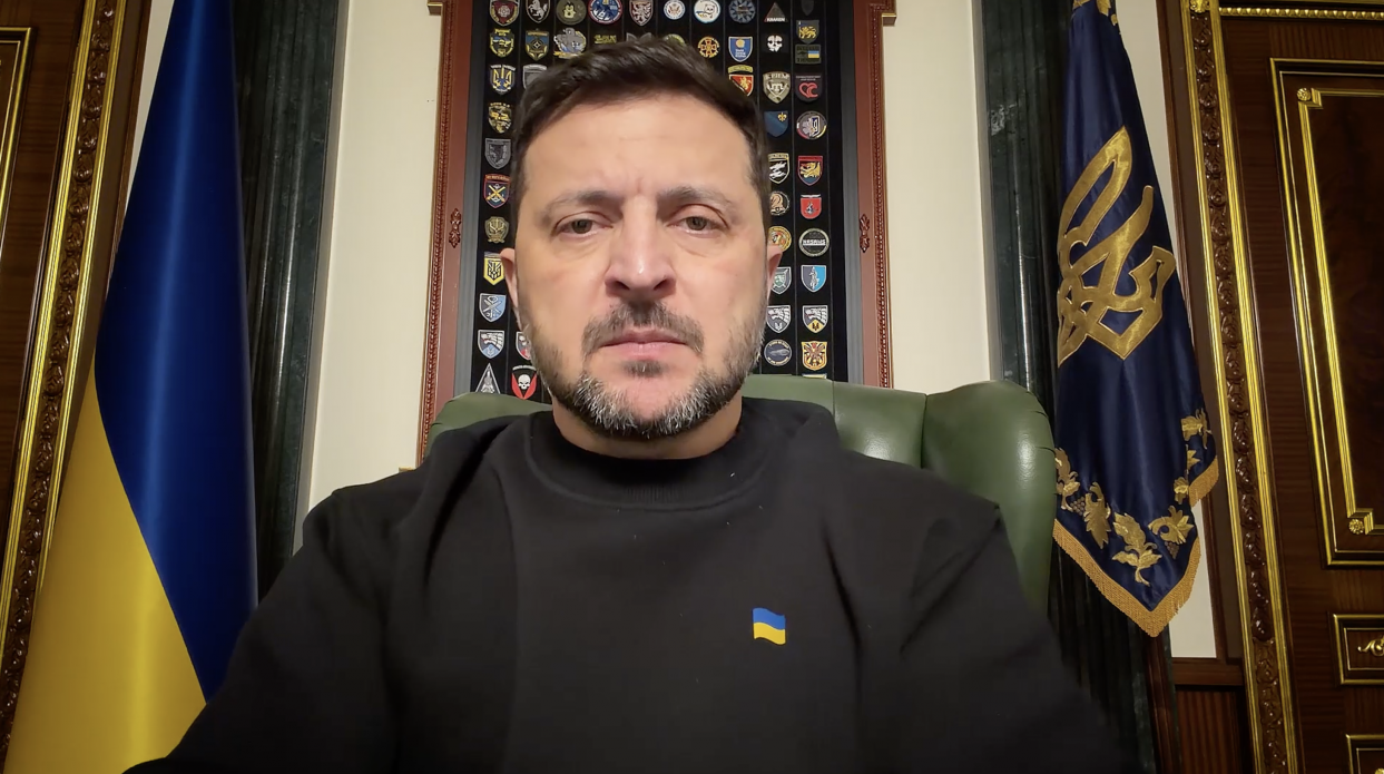'Not enough' work being done in Kyiv as city faces heating emergency, Zelensky says