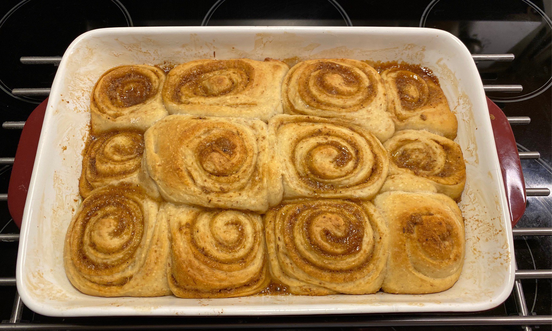 Cinnamon buns in pan.