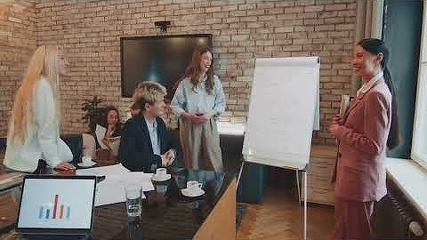 Empowering Middle Management: The Key to Sustainable Business Growth πΌπ - YouTube