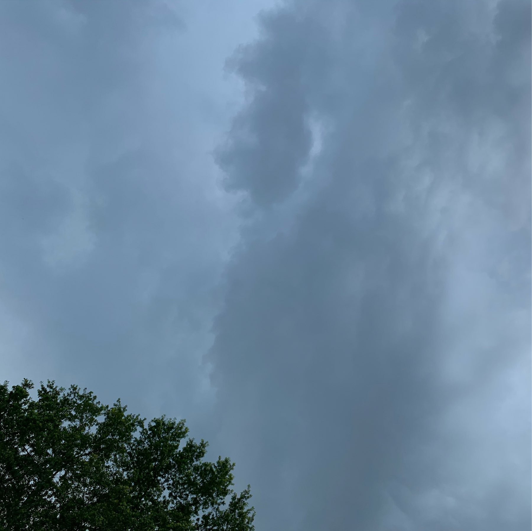 Threatening storm cloud