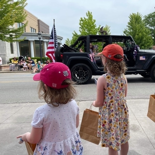 Kids watching 4th of July parade