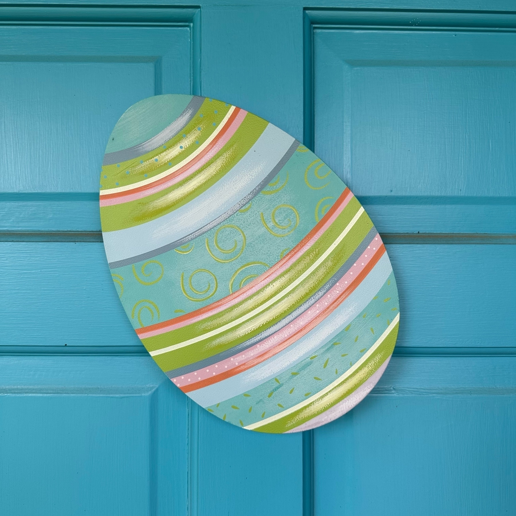 Painted Easter egg door magnet