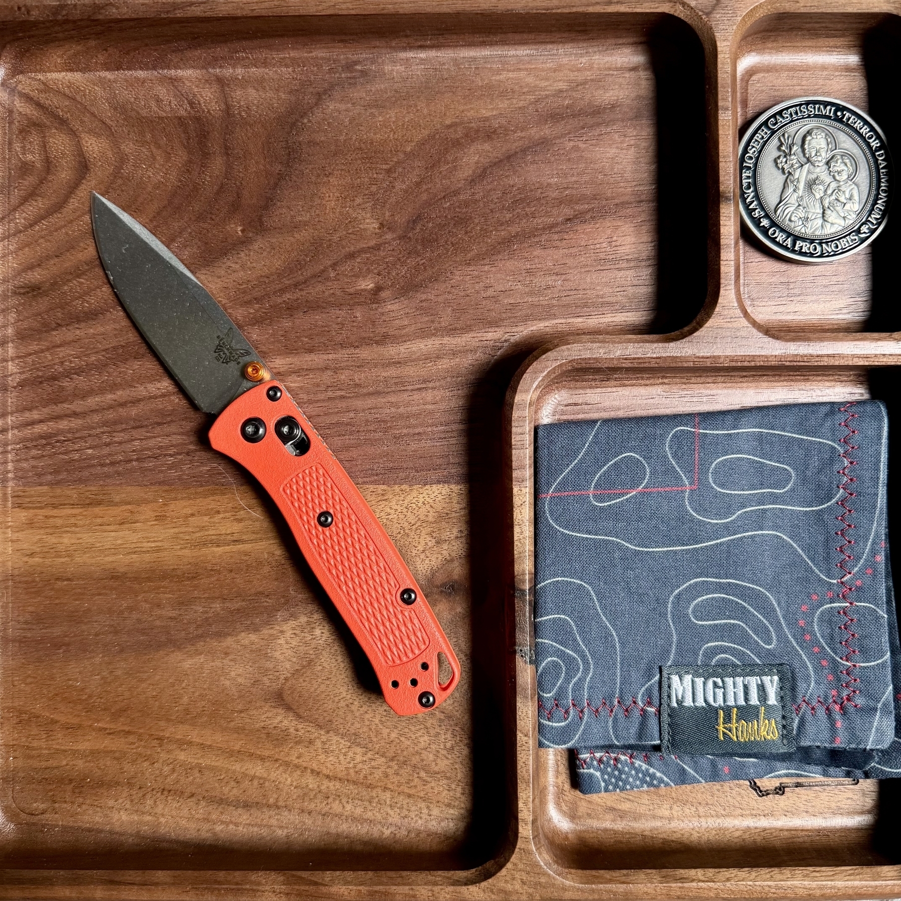 Benchmade 533 on a tray
