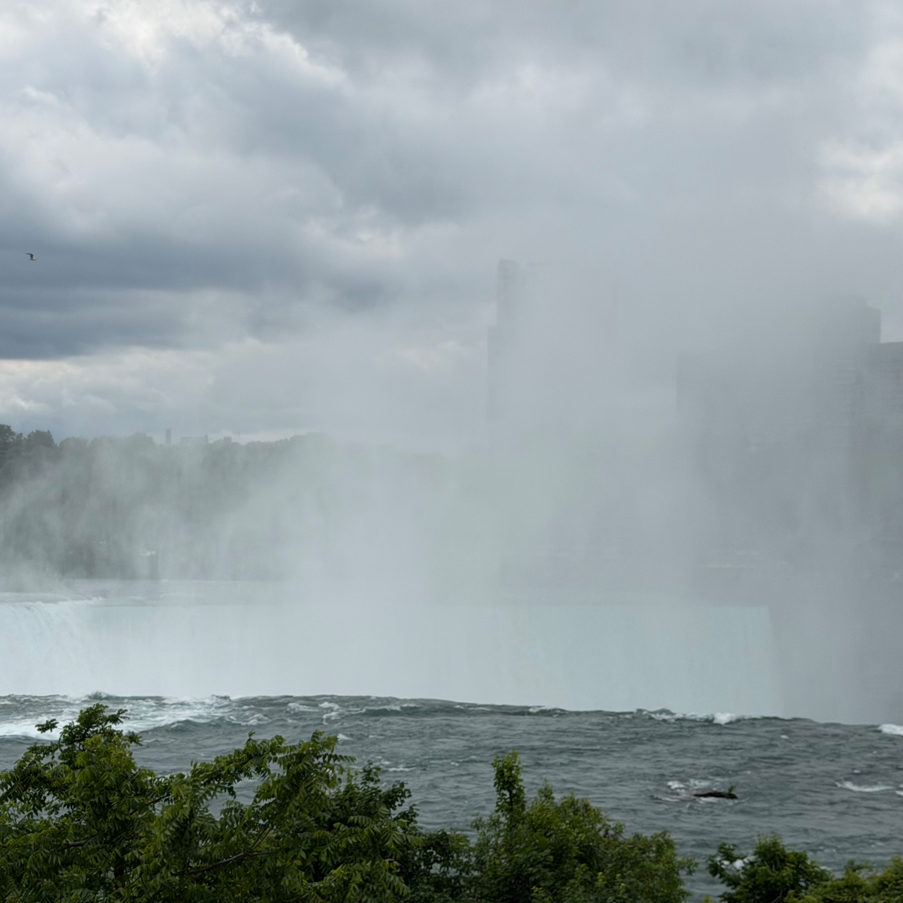 Horseshoe Falls giving off a blast of mist.