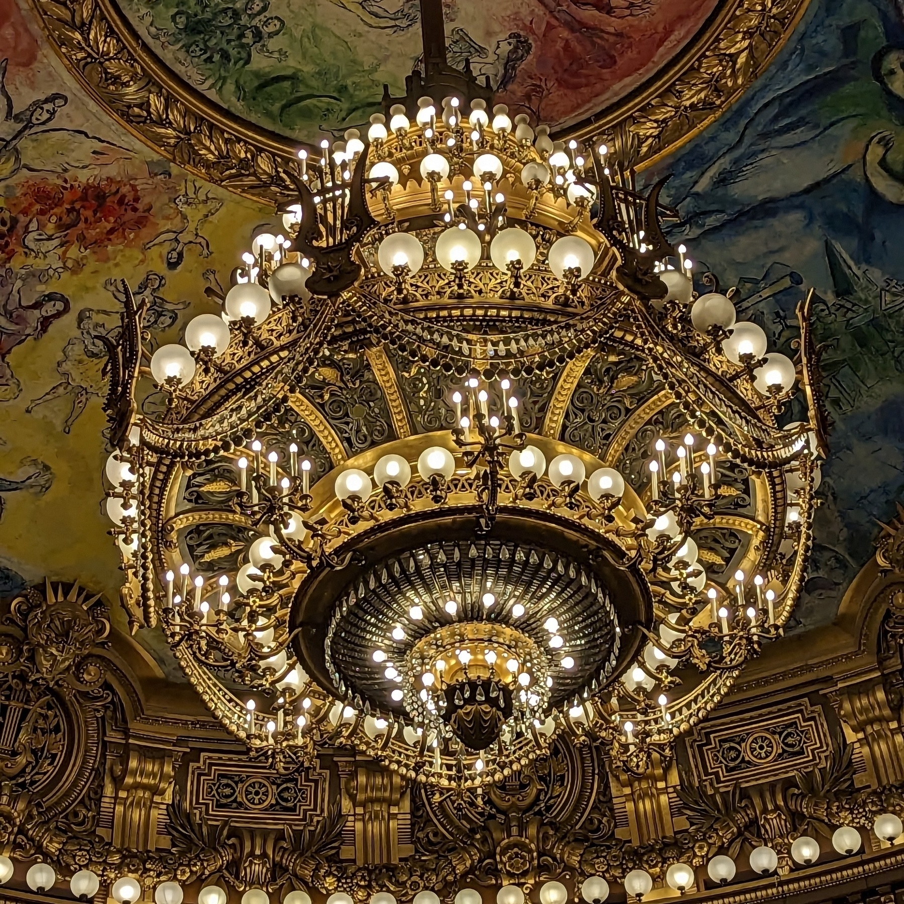 Chandelier at the Palais Garnier 