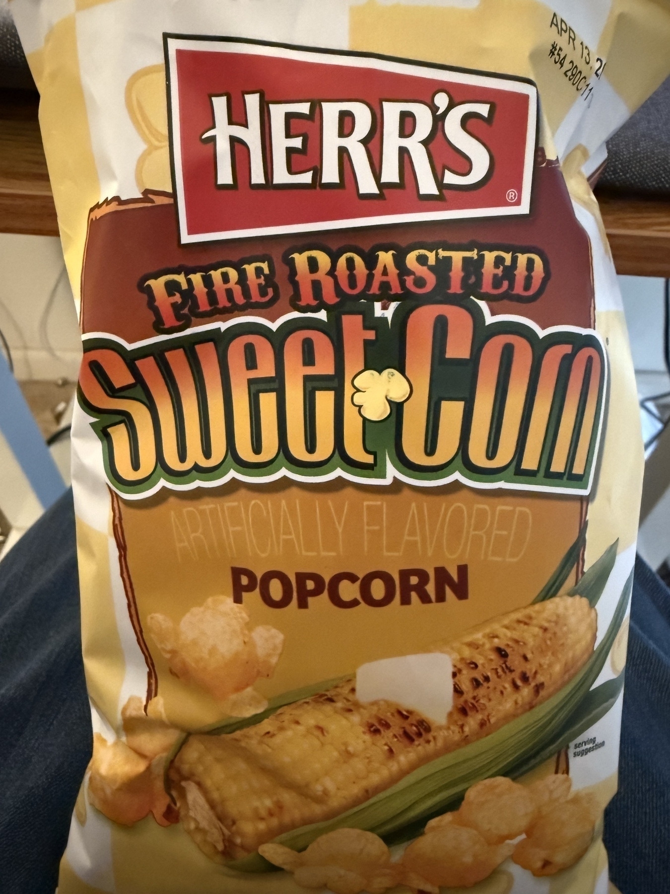 Herr's Fire Roasted Sweet Corn popcorn