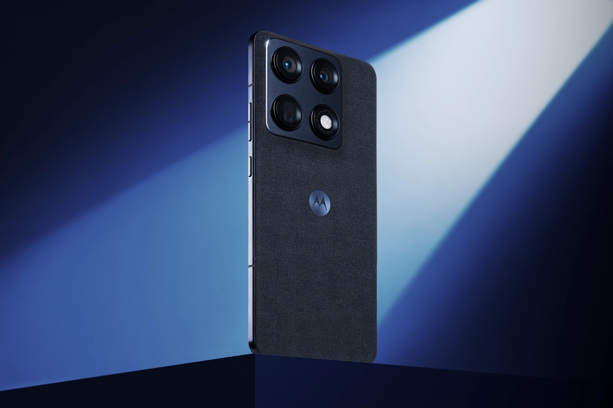 Motorola Signature phone.